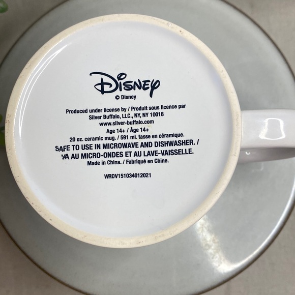 Disney Villains Cruella "Fiercer Than Ever" 20oz ceramic mug. - Picture 3 of 3